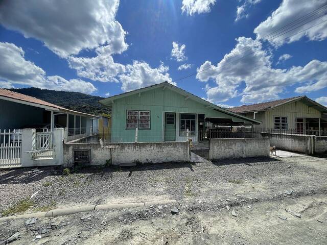 #18 - Casa para Venda em Urubici - SC